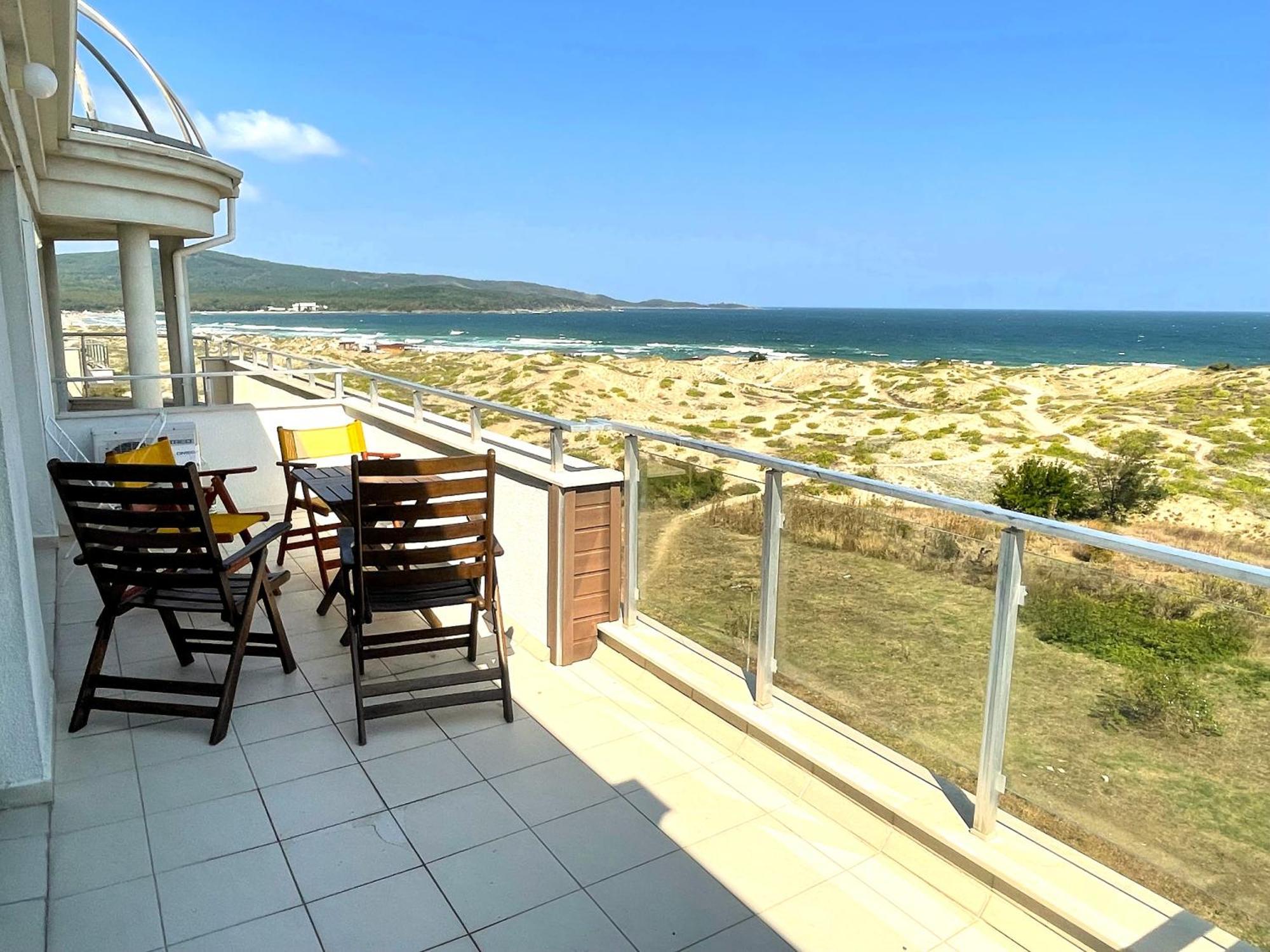 Apart-Hotel Panorama Sea Lux Primorsko Exterior foto
