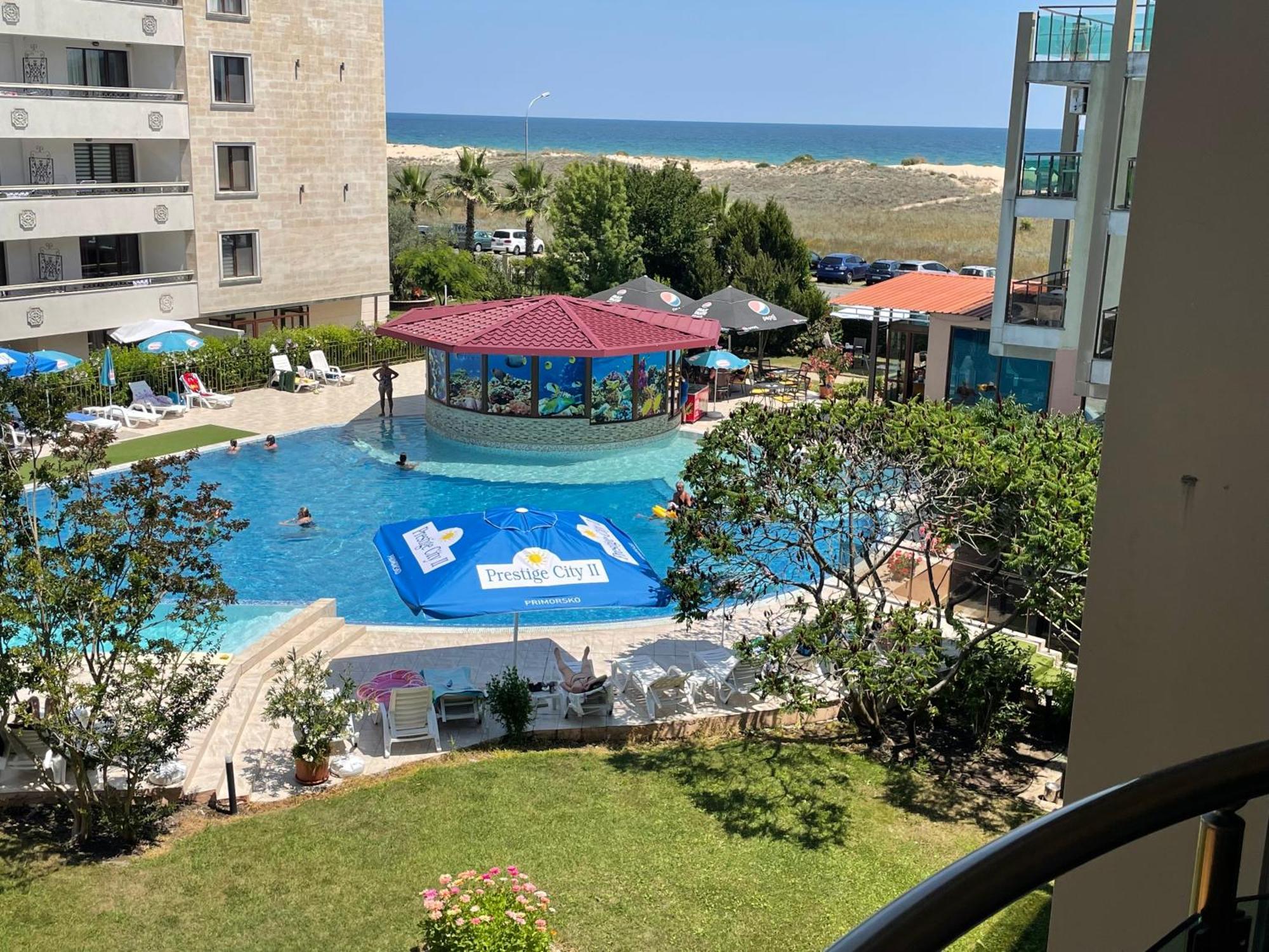 Apart-Hotel Panorama Sea Lux Primorsko Quarto foto